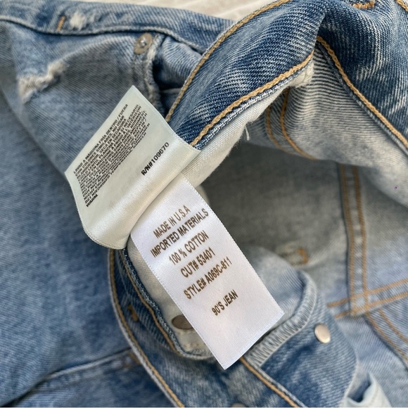 AGOLDE 90's Mid Rise Loose Fit Organic Cotton Jeans - Picture 8 of 9